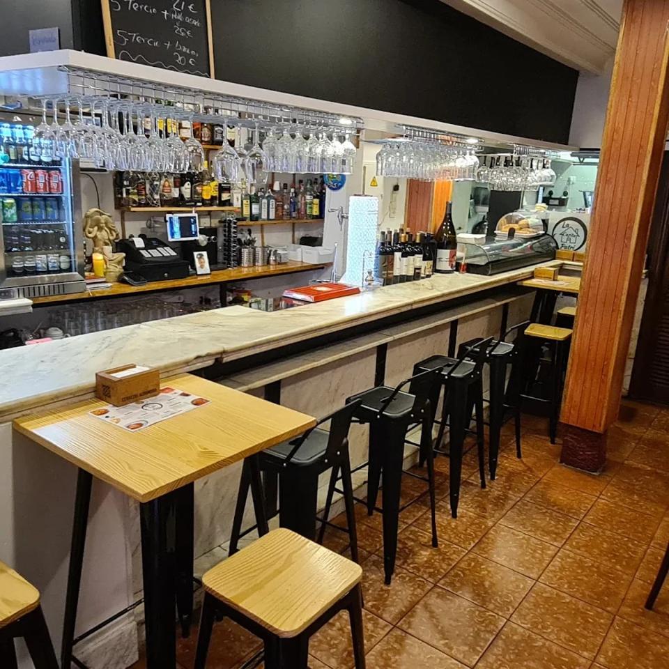 Traspaso de Local en alquiler en Madrid de 45 m2 — Restaurantes en Madrid