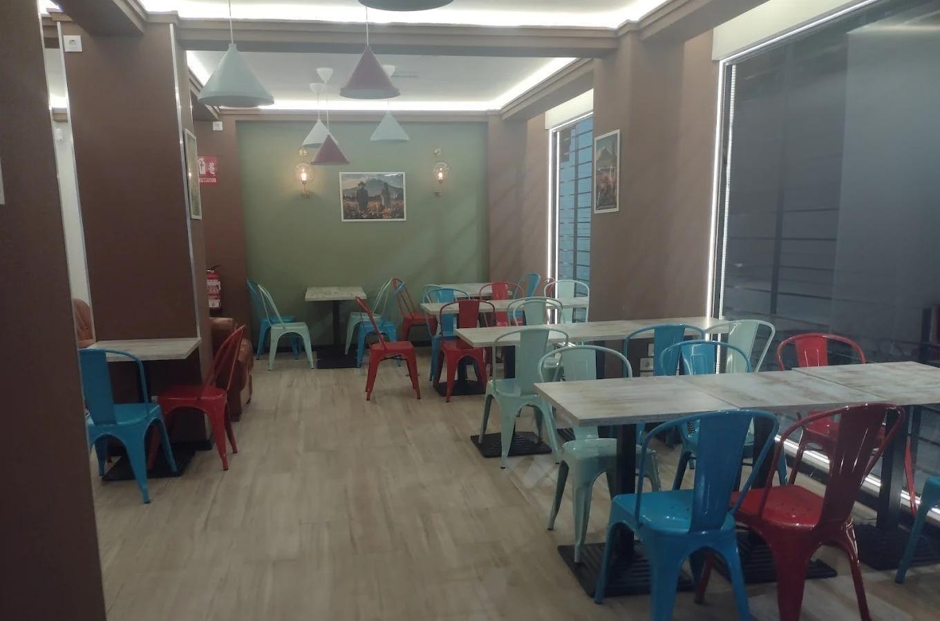 Traspaso de Local en alquiler en Madrid de 176 m2 — Restaurantes en Madrid