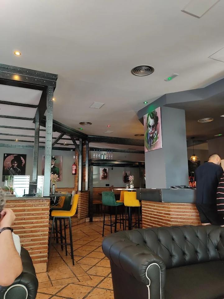 Traspaso de Local en alquiler en Móstoles de 165 m2 — Restaurantes en Móstoles (Madrid)