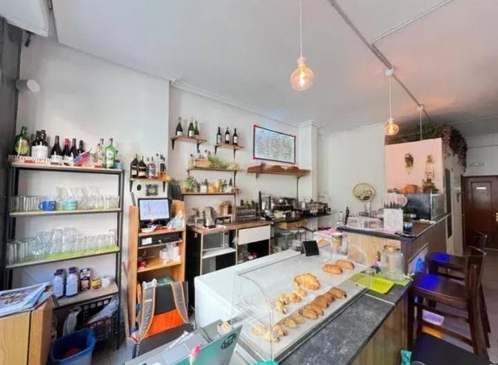 Traspaso de Local en alquiler en Madrid de 95 m2 — Panaderías y Pastelerías en Madrid