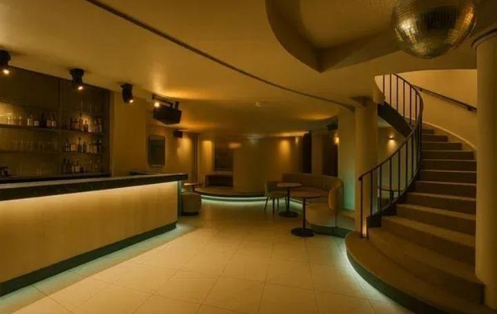 Traspaso de Local en alquiler en Madrid de 350 m2 — Pub / Bares de copas en Madrid