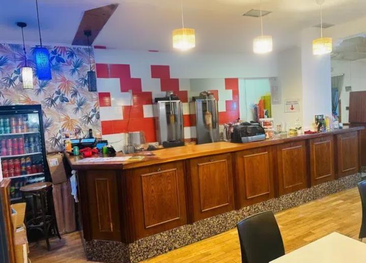 Traspaso de Local en alquiler en Móstoles de 100 m2 — Restaurantes en Móstoles (Madrid)
