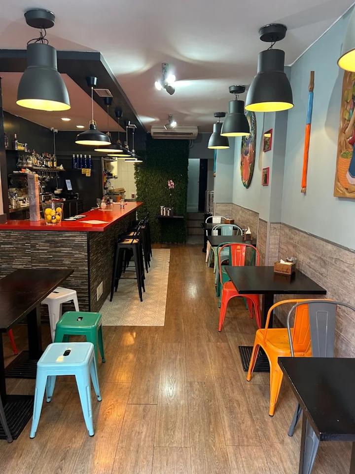 Traspaso de Local en alquiler en Madrid de 124 m2 — Bares y Cafeterías en Madrid