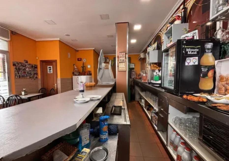 Traspaso de Local en alquiler en Madrid de 68 m2 — Bares y Cafeterías en Madrid