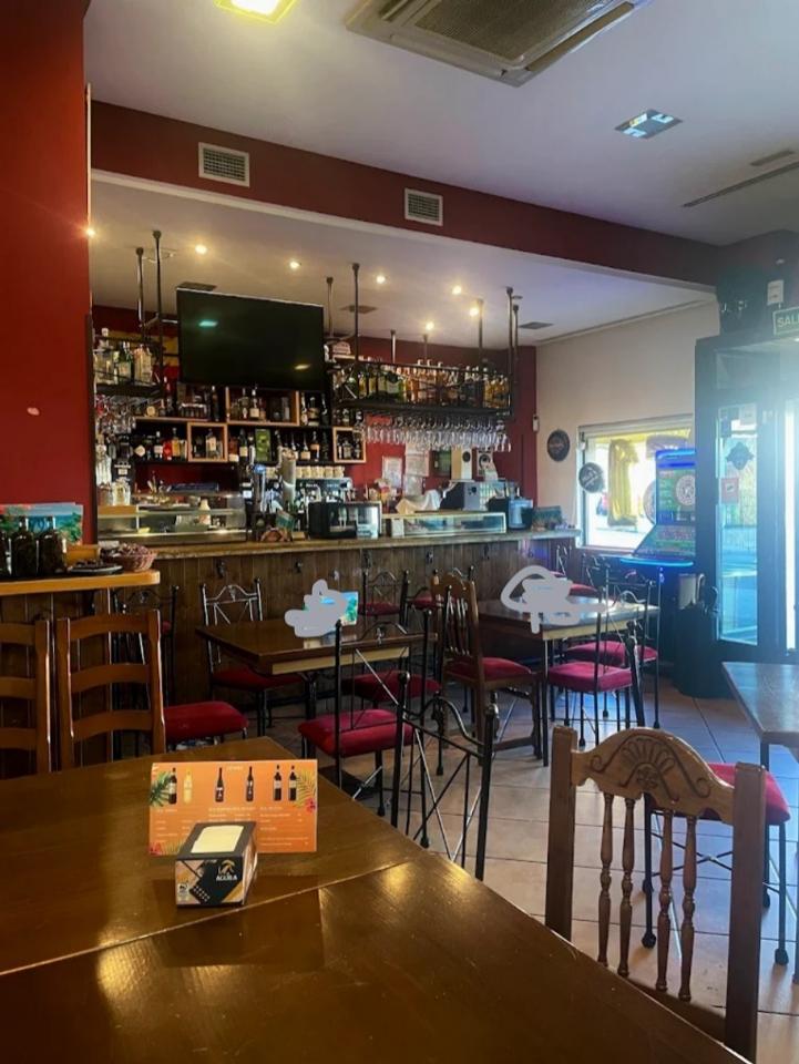 Traspaso de Local en alquiler en Madrid de 130 m2 — Bares y Cafeterías en Madrid