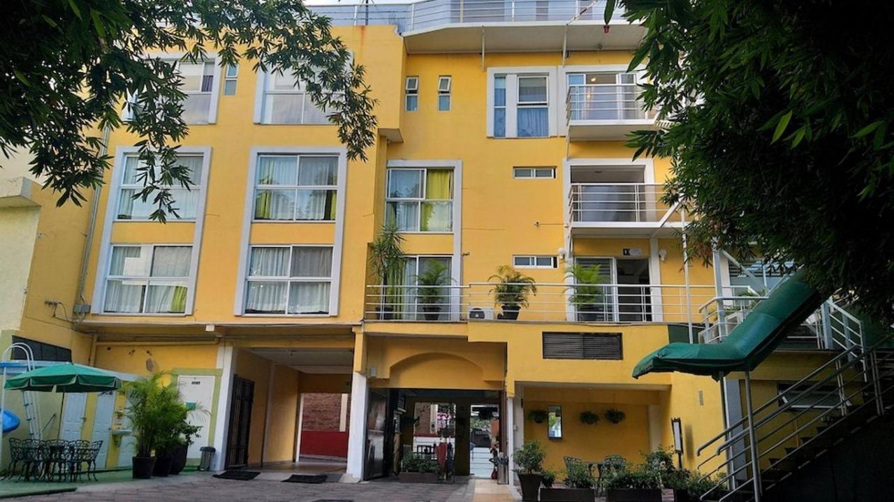 Traspaso de Edificio en venta en Tordesillas de 1600 m2 — Hoteles y Alojamiento en Tordesillas (Valladolid)