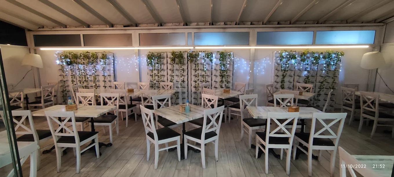 Traspaso de Local en alquiler en Madrid de 150 m2 — Bares y Cafeterías en Madrid