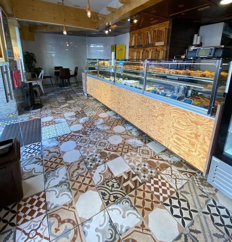 Traspaso de Local en alquiler en Madrid de 100 m2 — Panaderías y Pastelerías en Madrid